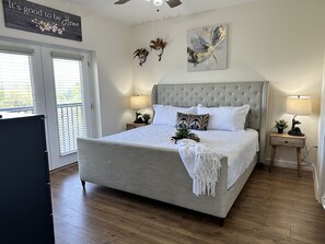 2 bedrooms, iron/ironing board, free WiFi, bed sheets - Mountain View 2 bedroom with a pool !!! (Pigeon Forge)