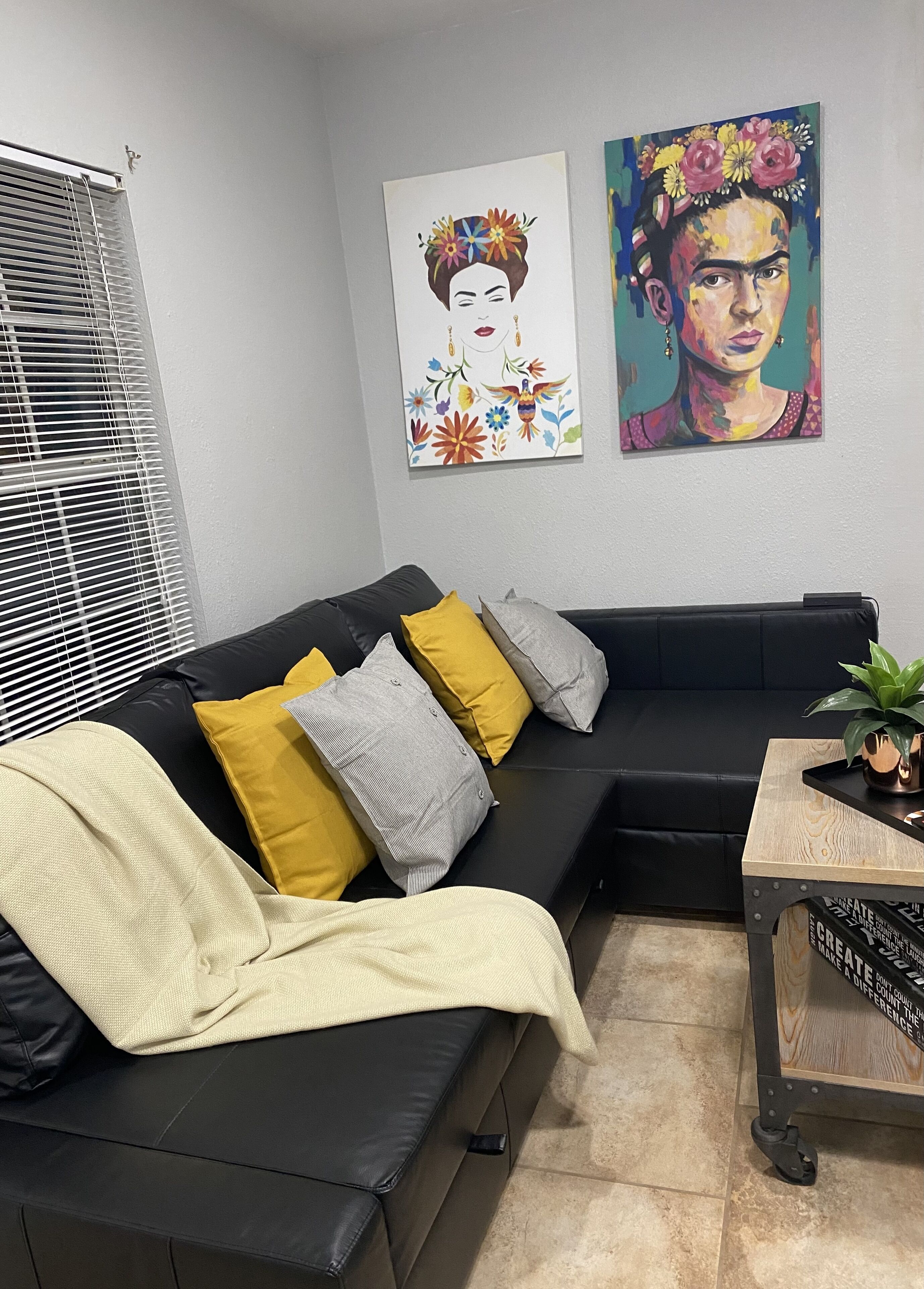 Cozy guest house with pool and gym!