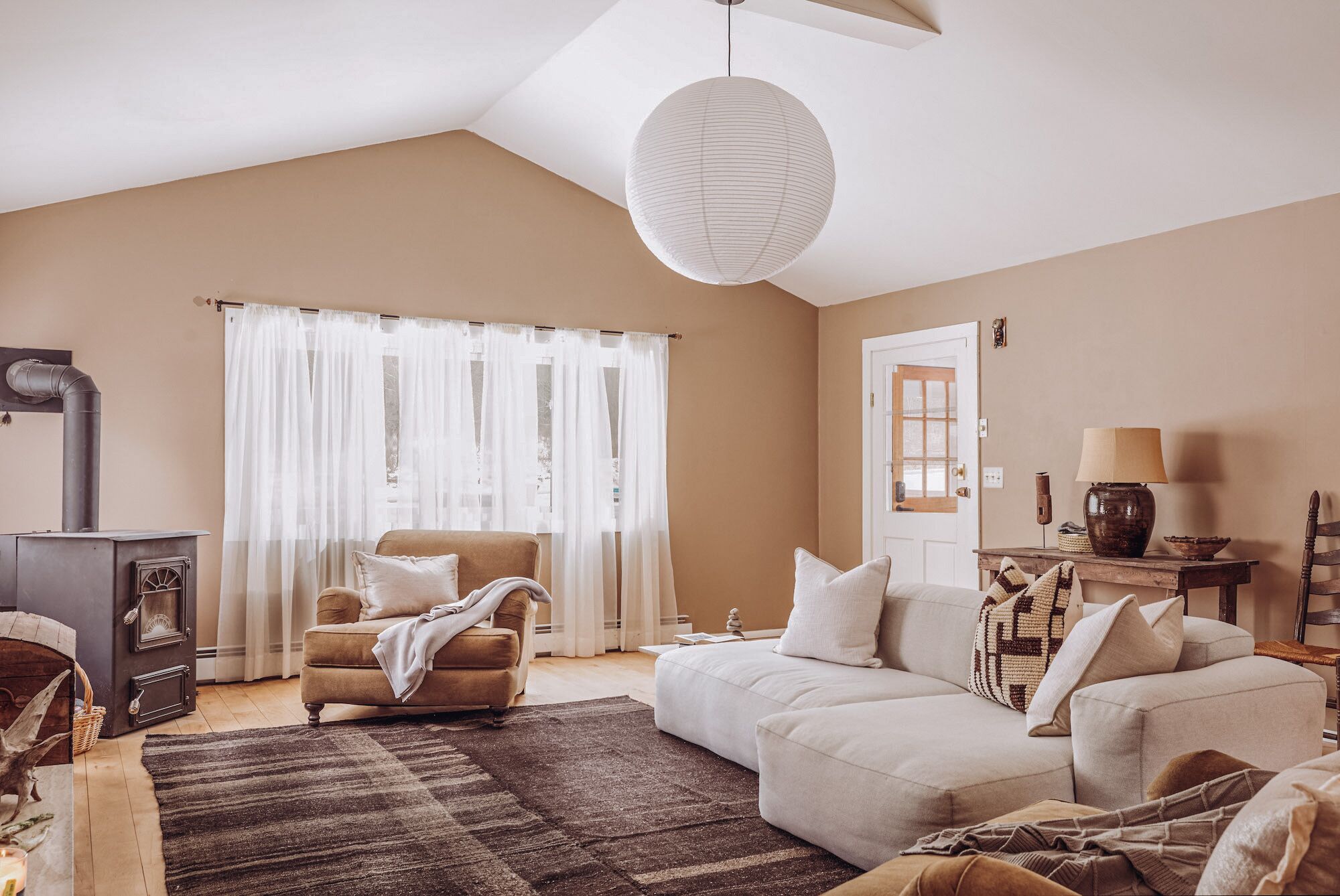 Stylish home w/ Sunroom on 15 Magical Acres w/ Stream near Delaware River