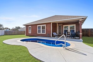A heated pool - Dog-Friendly w/ Golf Cart, Private Pool & Easy Beach Access, Near 30A (Panama City Beach)