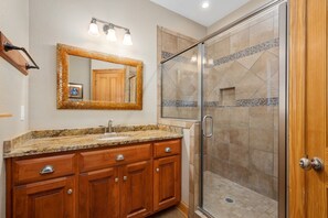 Shower, towels