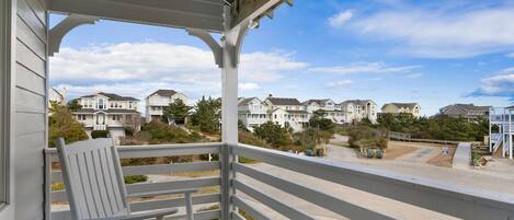 المنطقة المحيطة بالمنشأة