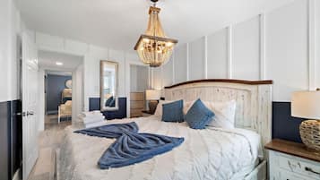 4 bedrooms, desk, iron/ironing board, travel crib