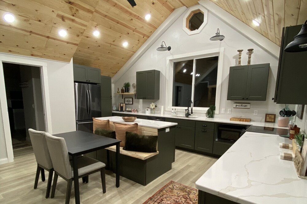 Secluded Modern Farmhouse