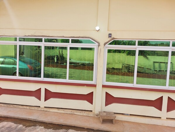 Exterior detail - Charming 4-Bed House in Atwima Techiman, Kumasi (Atwima Techiman, Kumasi)