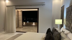 Unclassified image, 3 of 17, button - Incredible residence with ocean view (La Paz)