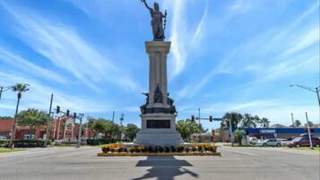 The Texas Heroes Monument was built by using granite and bronze! It really is as big as it looks in the photo