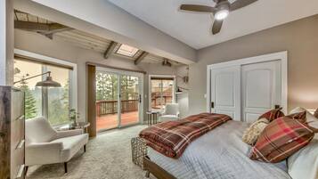 4 slaapkamers, een strijkplank/strijkijzer, reisbedje, wifi