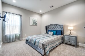 3 chambres, fer et planche à repasser, Wi-Fi gratuit, draps fournis