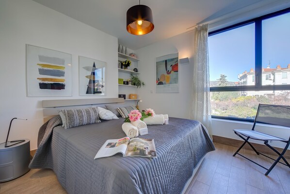 1 bedroom, iron/ironing board, free WiFi, bed sheets