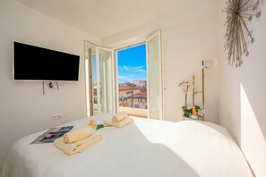 2 bedrooms, free WiFi, bed sheets - Rooftop At Palais De La Buffa, Nice, France (Nice)