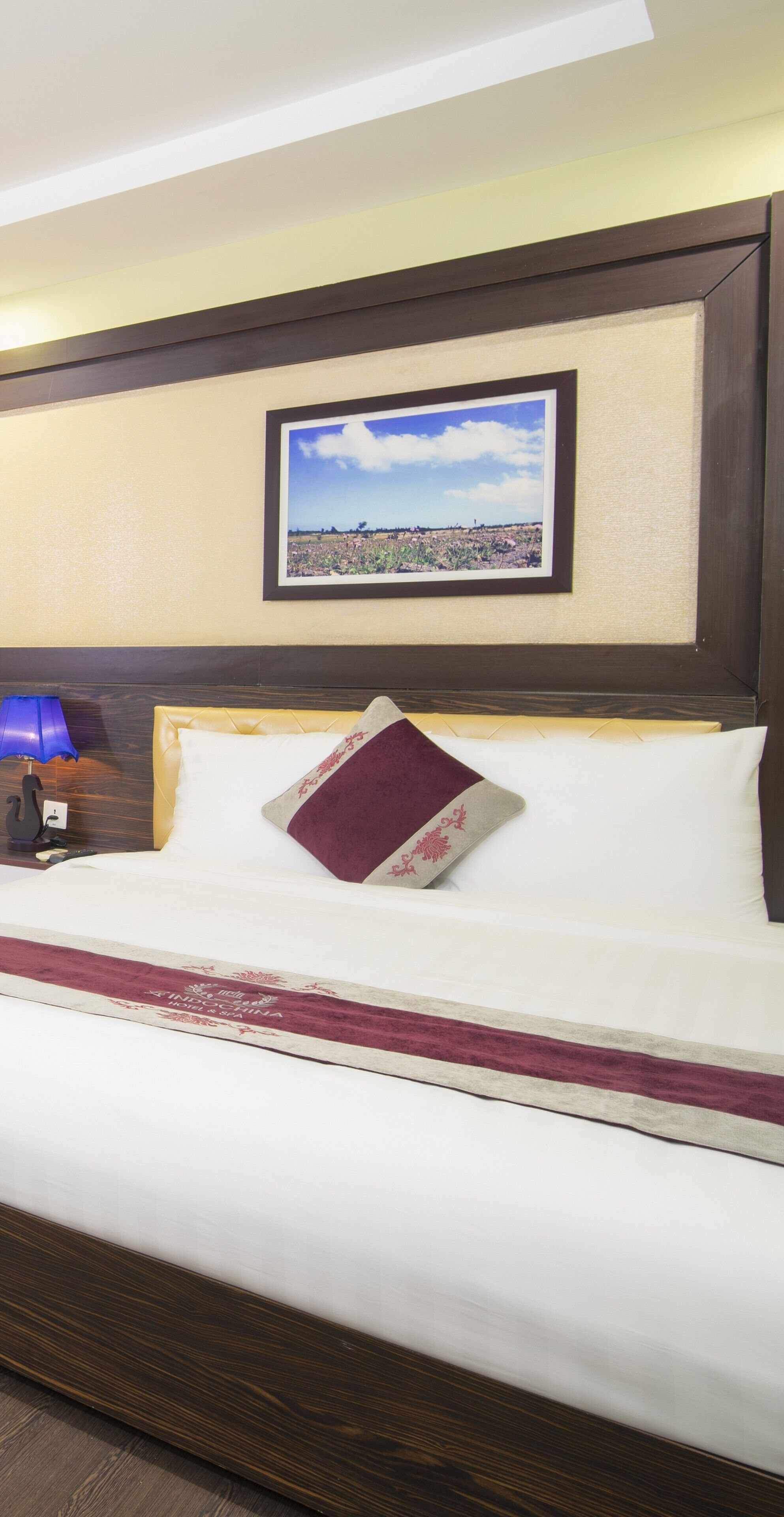 Superior Double Room | Minibar, in-room safe, individually decorated, individually furnished