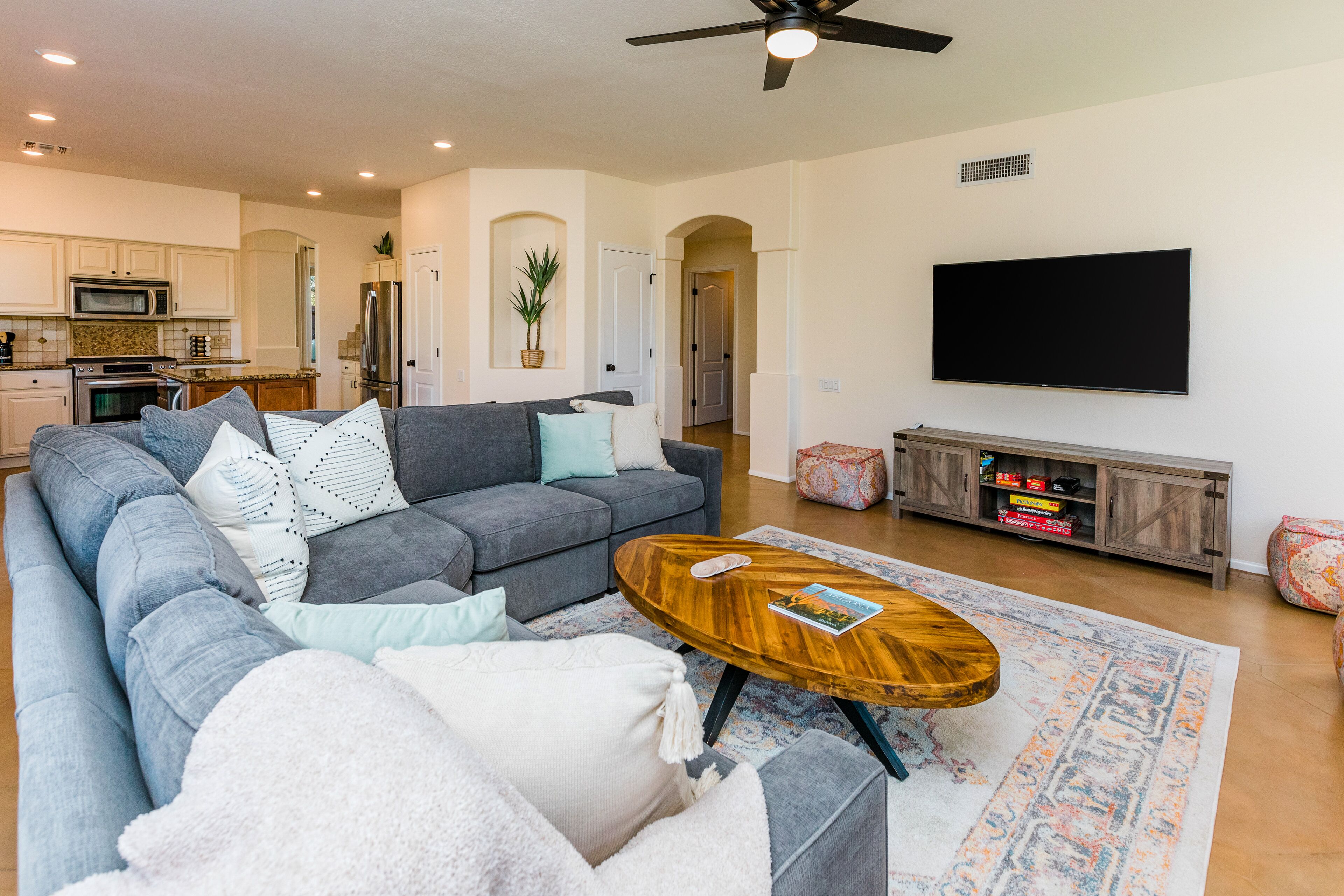 Dog-friendly golf course home with pool, spa, pool table, WiFi & Peloton