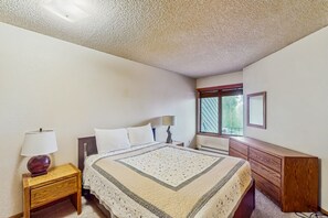 2 habitaciones, internet y ropa de cama