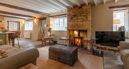 Farthingdales - sleeps 4 guests in 2 bedrooms
