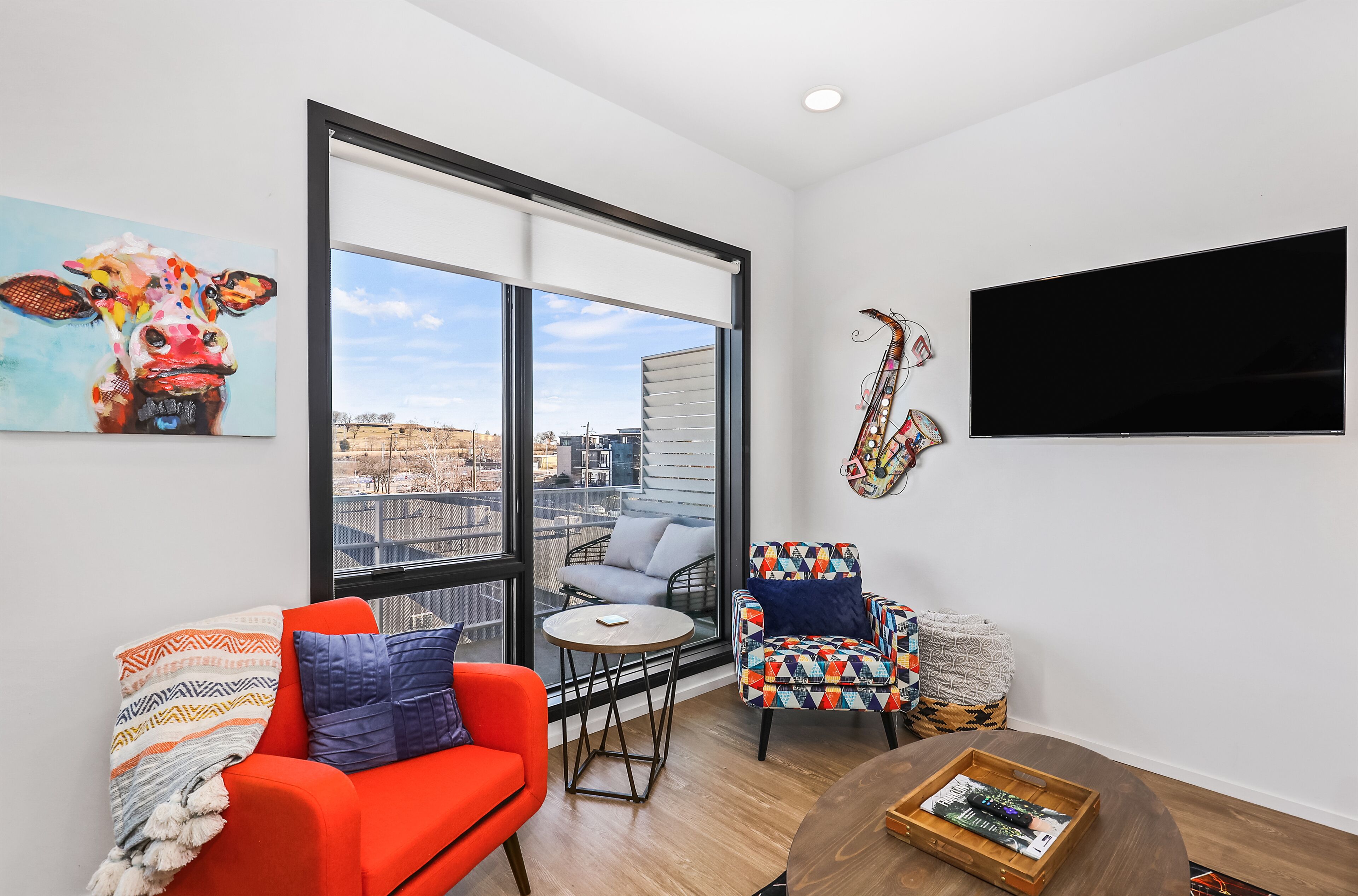 Third-Floor Condo with Free WiFi, Central AC, Washer/Dryer & Shared Pool