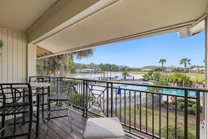 Outdoor dining - Lake & Pool View Golf Retreat | Family-Friendly | Saddlebrook Resort Amenities (Wesley Chapel)