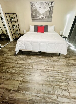 5 chambres, fer et planche à repasser, Wi-Fi, draps fournis