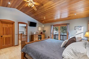 7 bedrooms, iron/ironing board, Internet, bed sheets