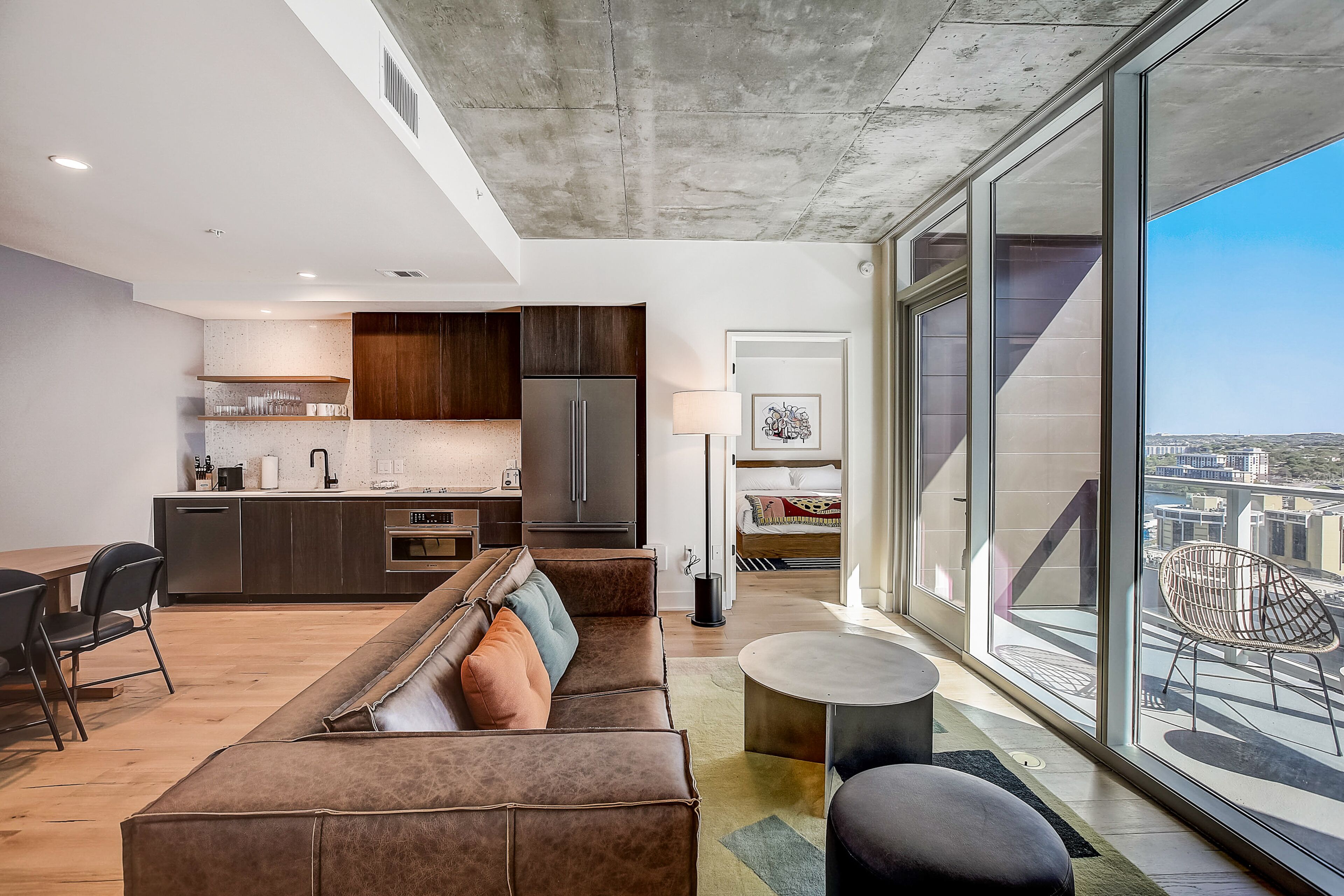 電視、乒乓球設施