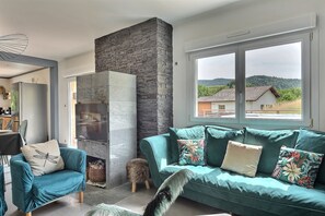 TV connectée, cheminée