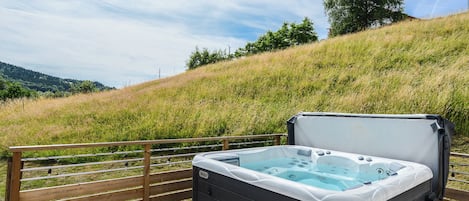 Bain à remous extérieur