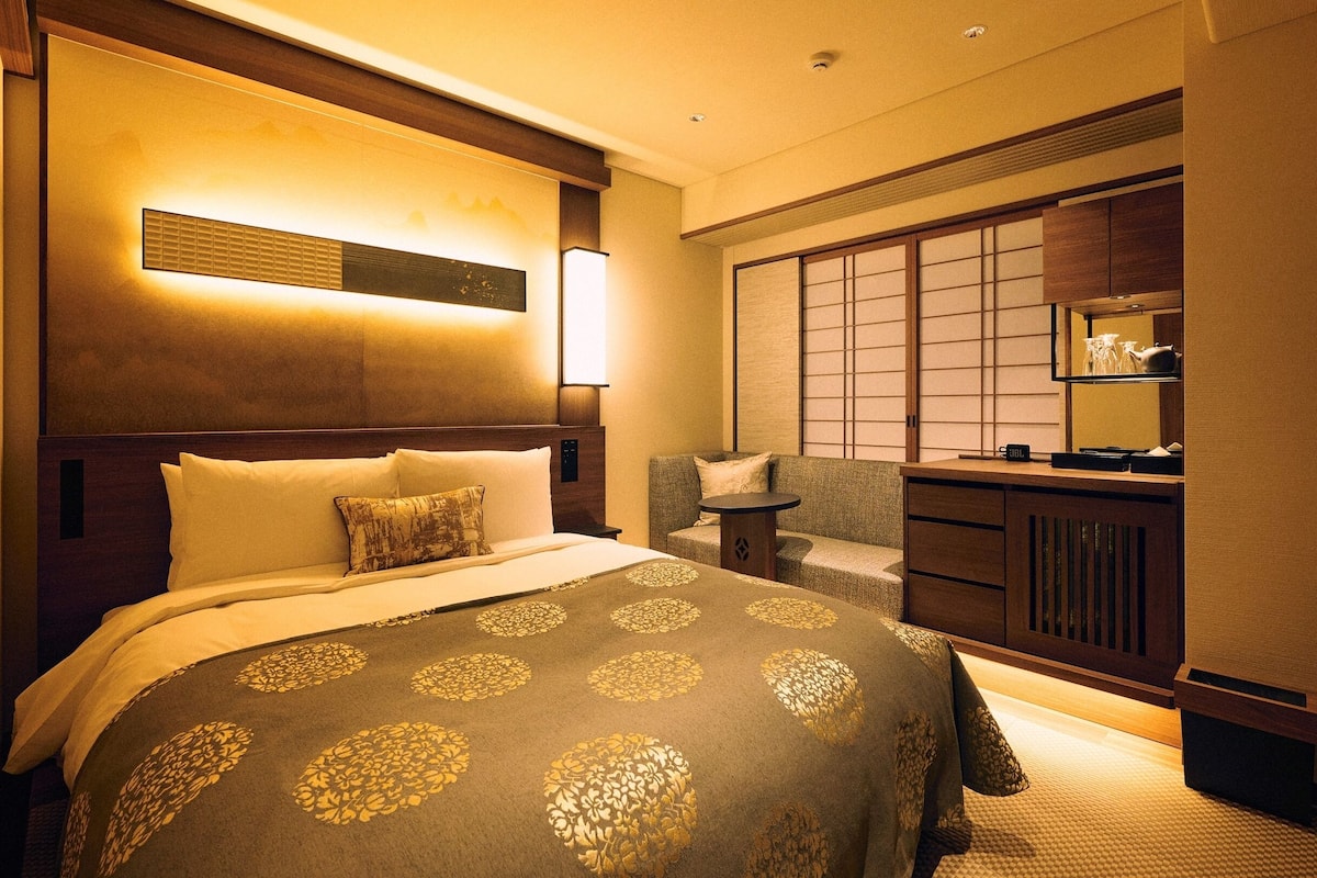 Superior Double Room, Non Smoking (Soraniwa Hotel) | Gebar bulu kapas, peti besi dalam bilik, Wi-fi percuma, cadar katil