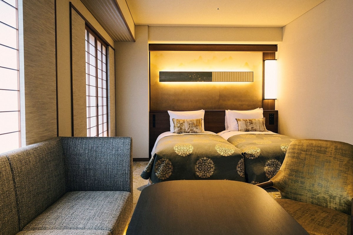Twin Room, Non Smoking (Soraniwa Hotel) | Gebar bulu kapas, peti besi dalam bilik, Wi-fi percuma, cadar katil
