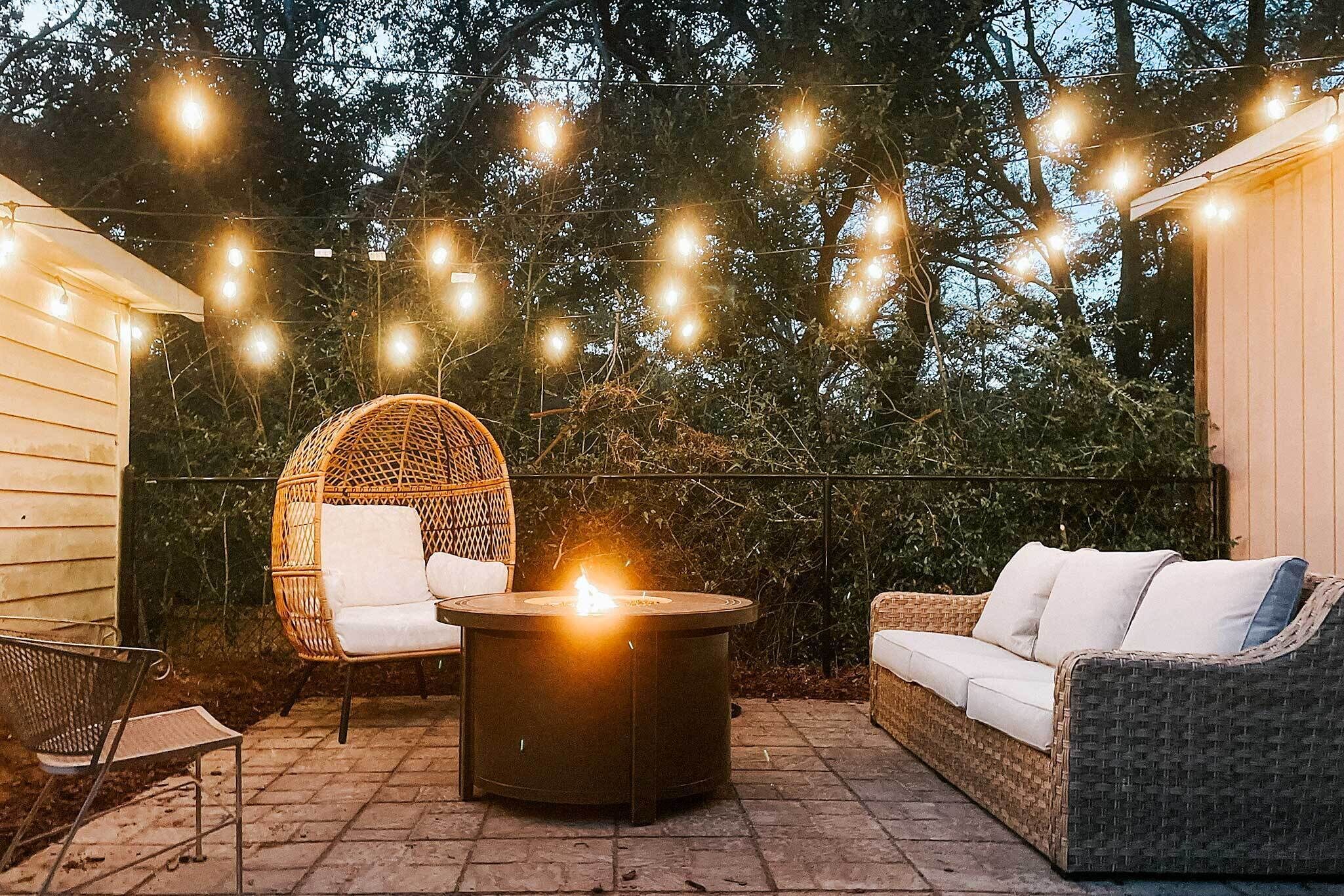 Oak Island Getaway w/ Yard - Walk to Beach!