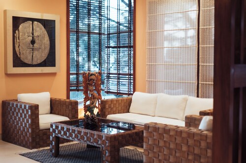 Ambaram 4BR Villa With Jacuzzi and Private Lawn