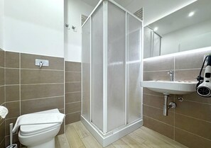 Bathroom - Solemar Sicilia   Multi Suite  Family 7.2 (Palermo)