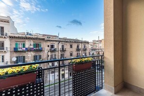 Property grounds - Solemar Sicilia   Multi Suite   Superior 3.6 (Palermo)