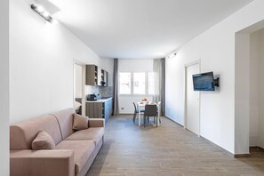 Living area - Solemar Sicilia   Multi Suite  Superior 6.5 (Palermo)