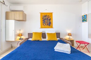Bügeleisen/Bügelbrett, kostenloses WLAN, Bettwäsche