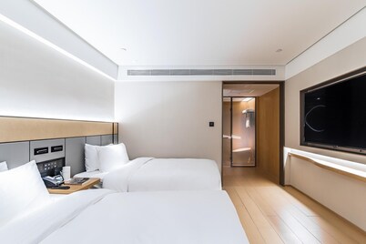 JI Hotel