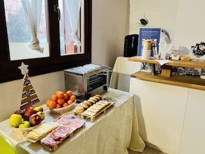 Business Double Room Single Use | Private kitchen
