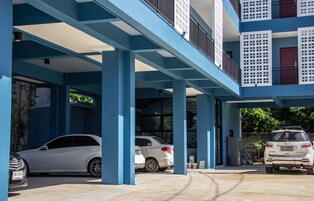 Free self parking