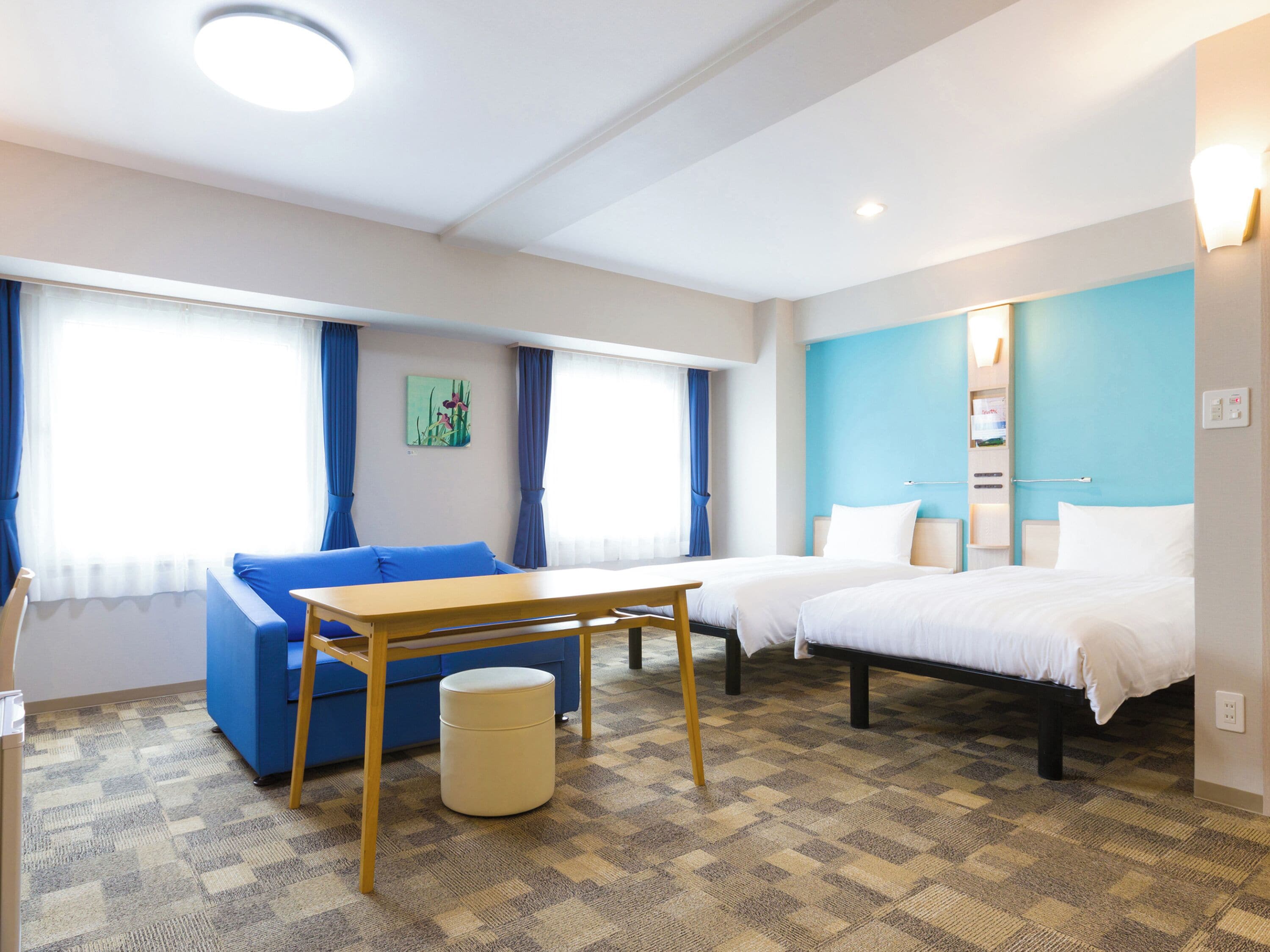 Décoration personnalisée, bureau, Wi-Fi gratuit, draps fournis