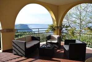 Panoramic-Apartment, Seeblick | Blick auf den See