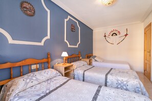 2 camere, ferro/asse da stiro, Wi-Fi gratuito, lenzuola