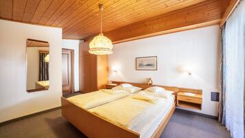 1 habitación, wifi gratis y ropa de cama