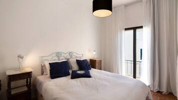 3 habitaciones, wifi gratis y ropa de cama