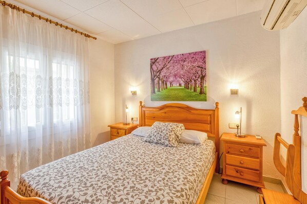 3 chambres, Wi-Fi gratuit, draps fournis