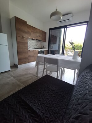 Appartement Classique, 1 chambre, vue jardin | Cuisine privée