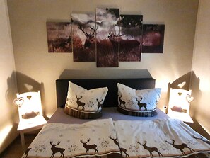 2 Schlafzimmer, Reisekinderbett, WLAN