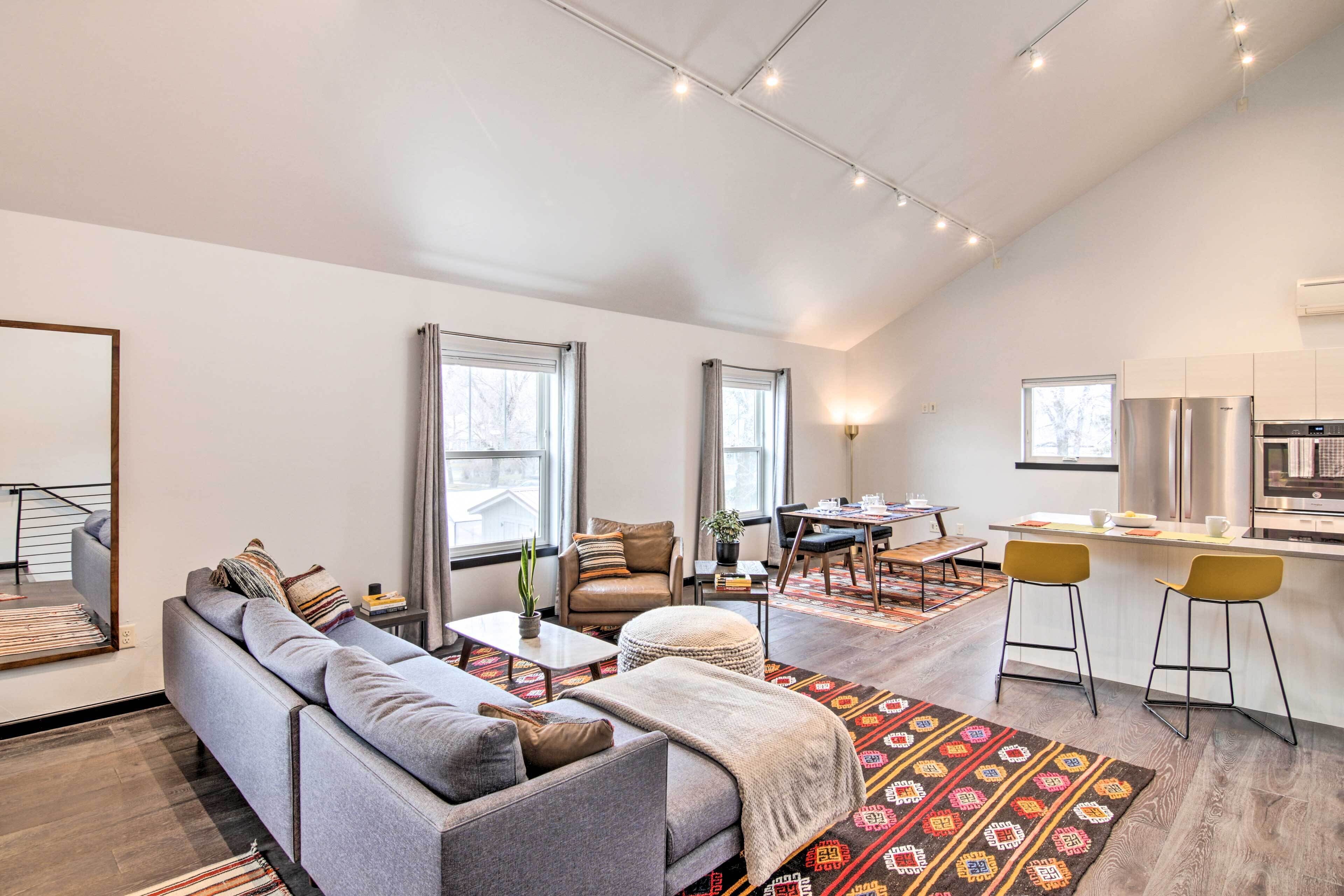 Contemporary-Boho Loft in Downtown Livingston!