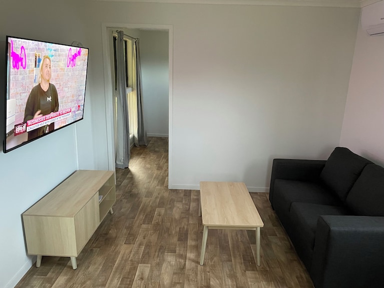 Country Cabin - Sunshine Coast