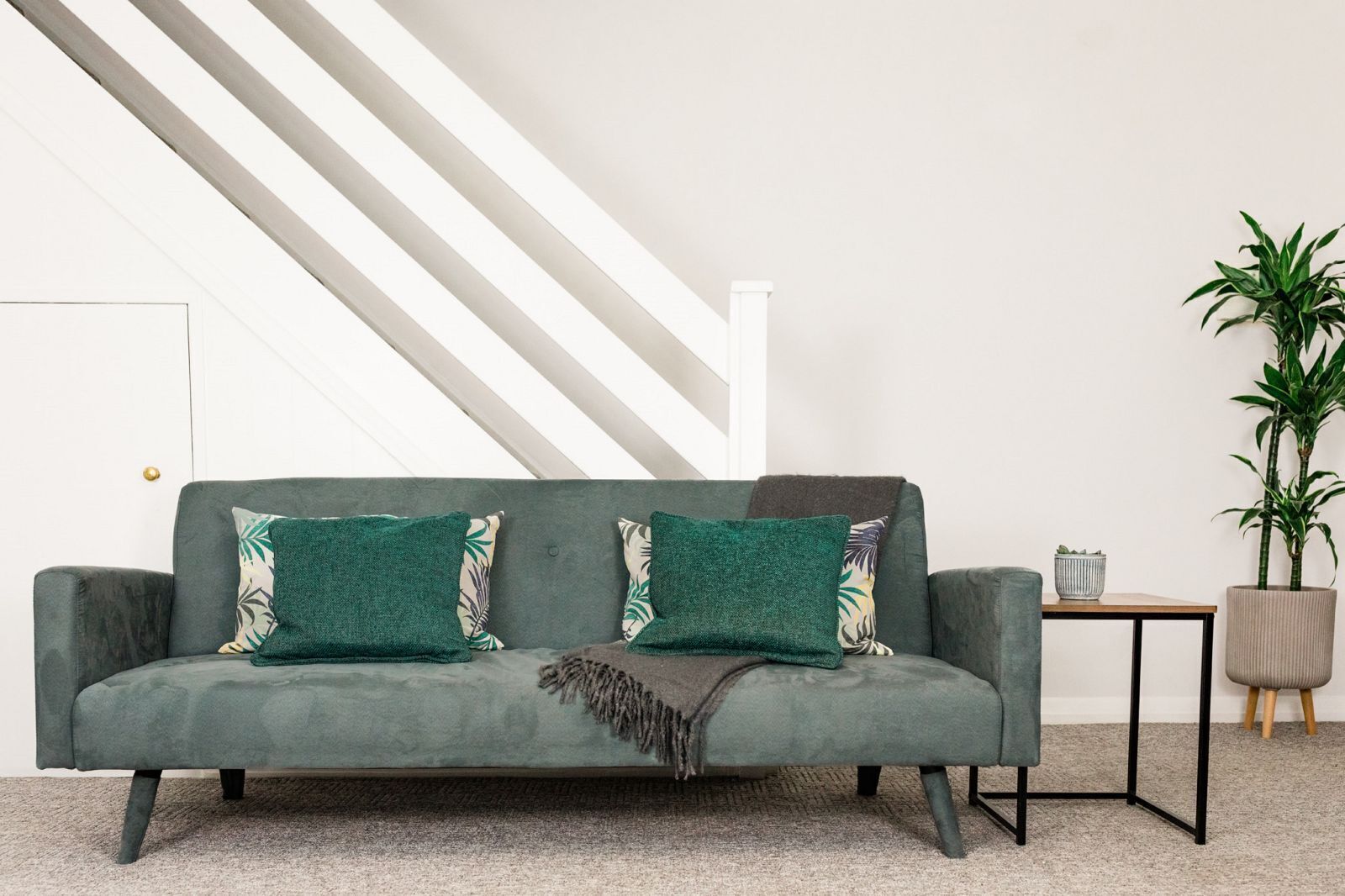 Jowitt Avenue | Detached House | Parking & Garden | eco-Short Term Let by SILVA