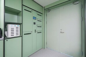 Unclassified image, 4 of 28, button - Hi Inn (Shanghai Lujiabang Road Metro Station) (Shanghai)