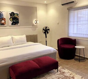 1 bedroom, desk, iron/ironing board, free WiFi